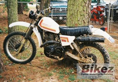 1981 Suzuki DR 500 S photo